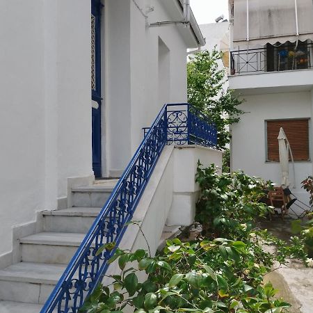 Η Ελπίδα Και Η Γιάννα Ξεκίνησαν Ένα Χώρο Cute Daire Golos Dış mekan fotoğraf