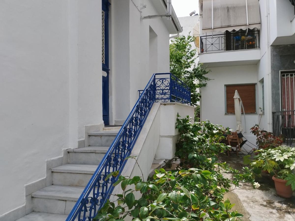 Η Ελπίδα Και Η Γιάννα Ξεκίνησαν Ένα Χώρο Cute Daire Golos Dış mekan fotoğraf